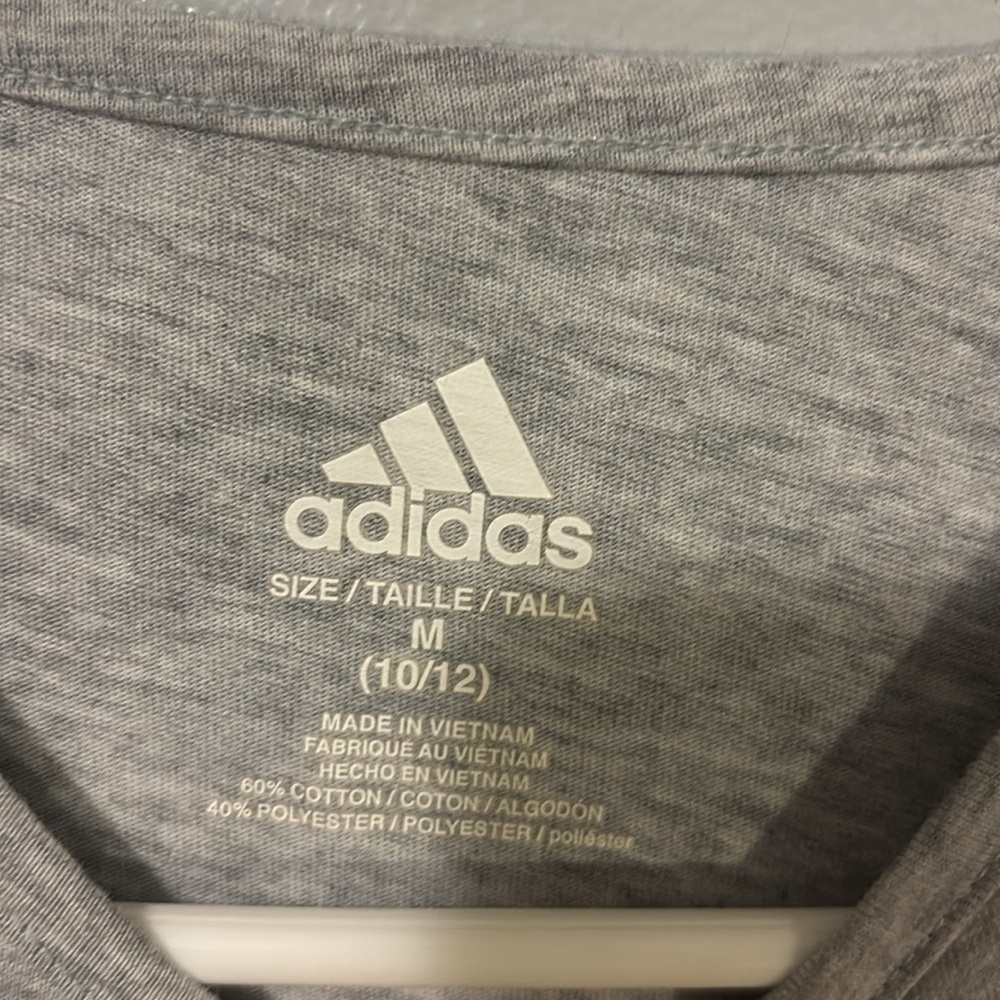 Girls Adidas long sleeved shirt. Size 10/12 - Picture 3 of 5